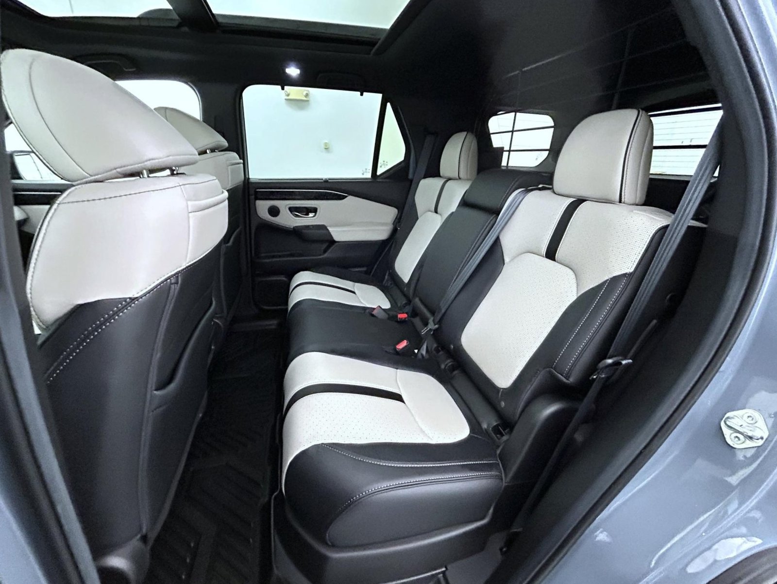 Used 2026 Gray Honda  image 19