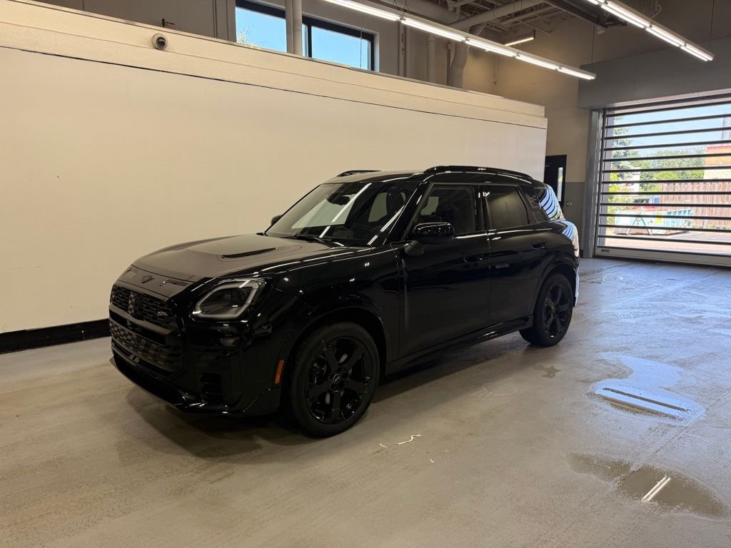 2027 MINI Countryman's photo