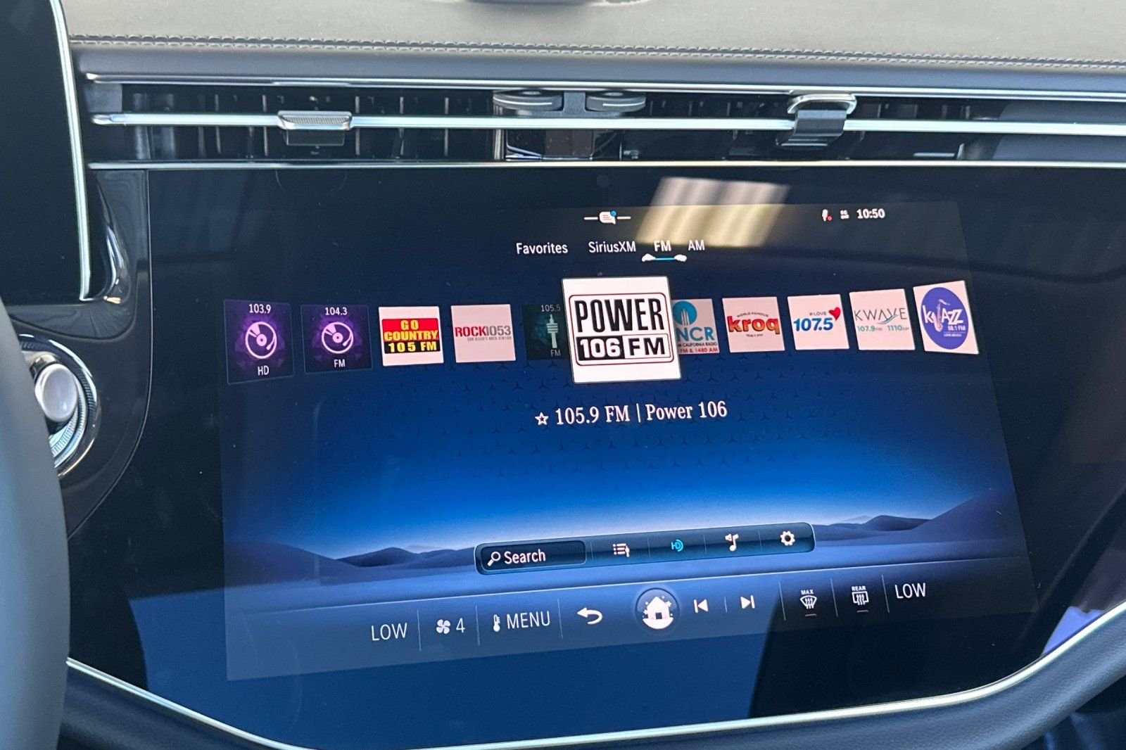2026 Mercedes-Benz E-Class E350 - Photo 34
