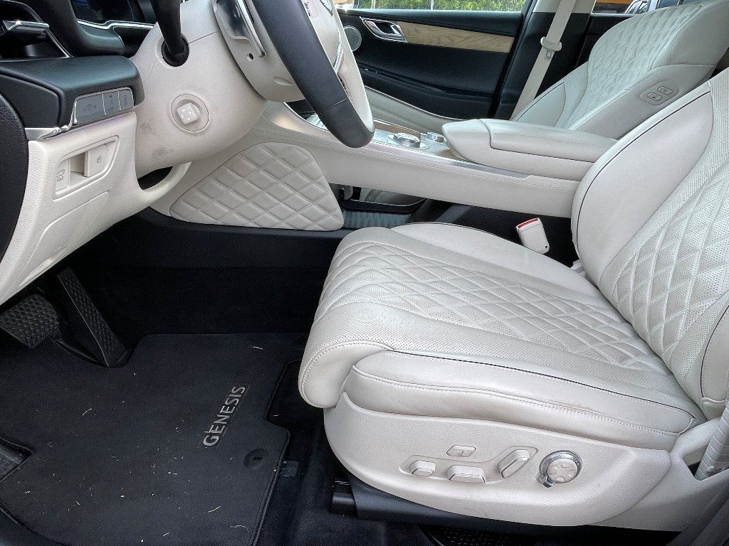 Used 2024 Makalu Gray Genesis 3.5T (A8) image 15