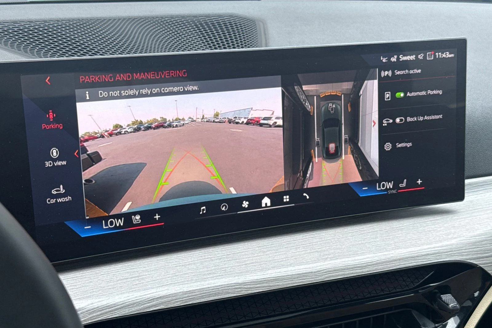 Used 2025 Green BMW xDrive40 image 18