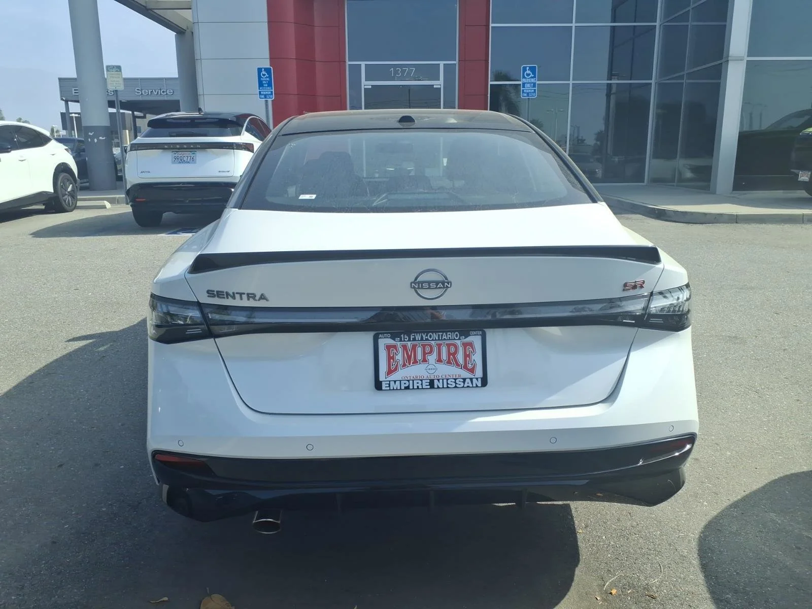 New 2026 Aspen White TriCoat / Super Black Two-tone Nissan SR image 5