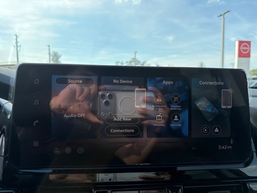 New 2026 Nissan Pathfinder SV 4D Sport Utility