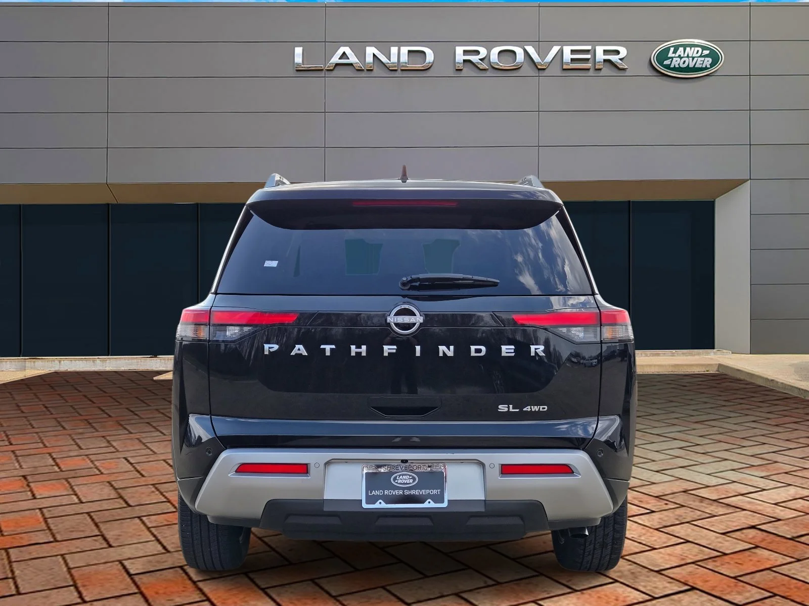 2025 Nissan Pathfinder SL - Photo 5