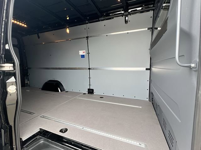 New 2026 Jet Black Mercedes-Benz Cargo 170 WB image 18