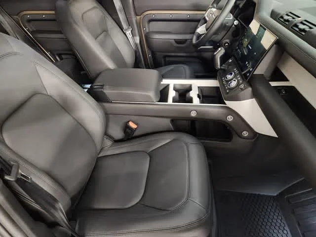 Used 2026 Gondwana Stone Metallic Land Rover S image 3