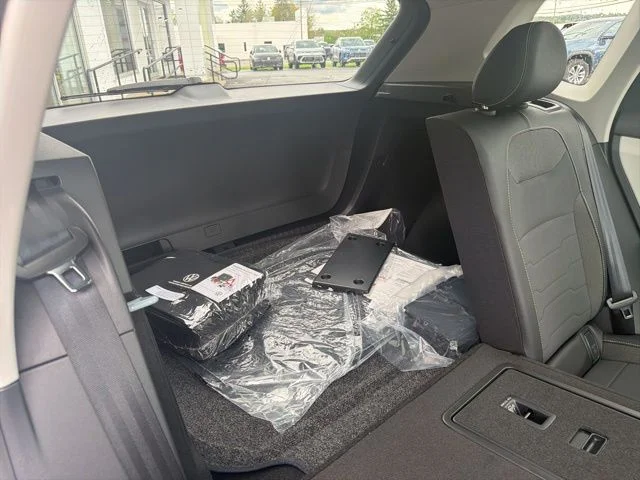 New 2026 Monument Gray Volkswagen 1.5T SE image 28