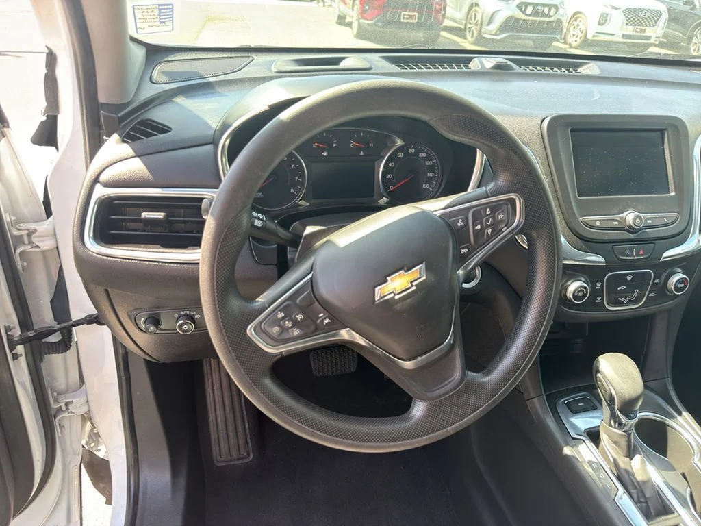 Used 2023 Summit White Chevrolet LT image 13