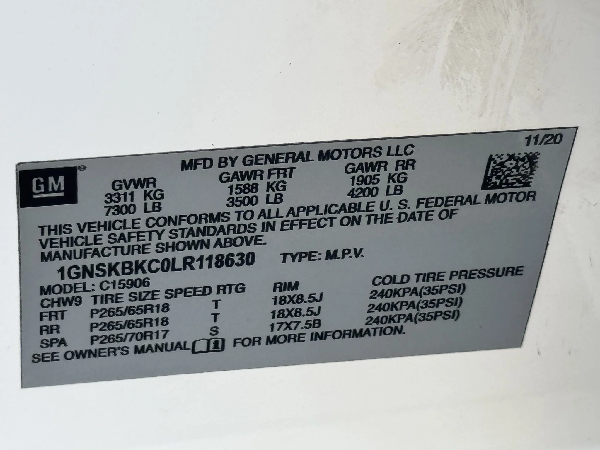 Used 2020 SUMMIT WHITE Chevrolet LT image 35