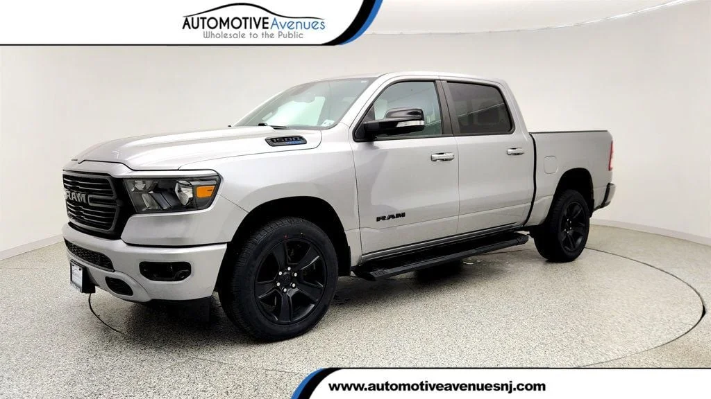 2021 RAM 1500 Big Horn/Lone Star 4x4 Crew Cab 5'7's photo