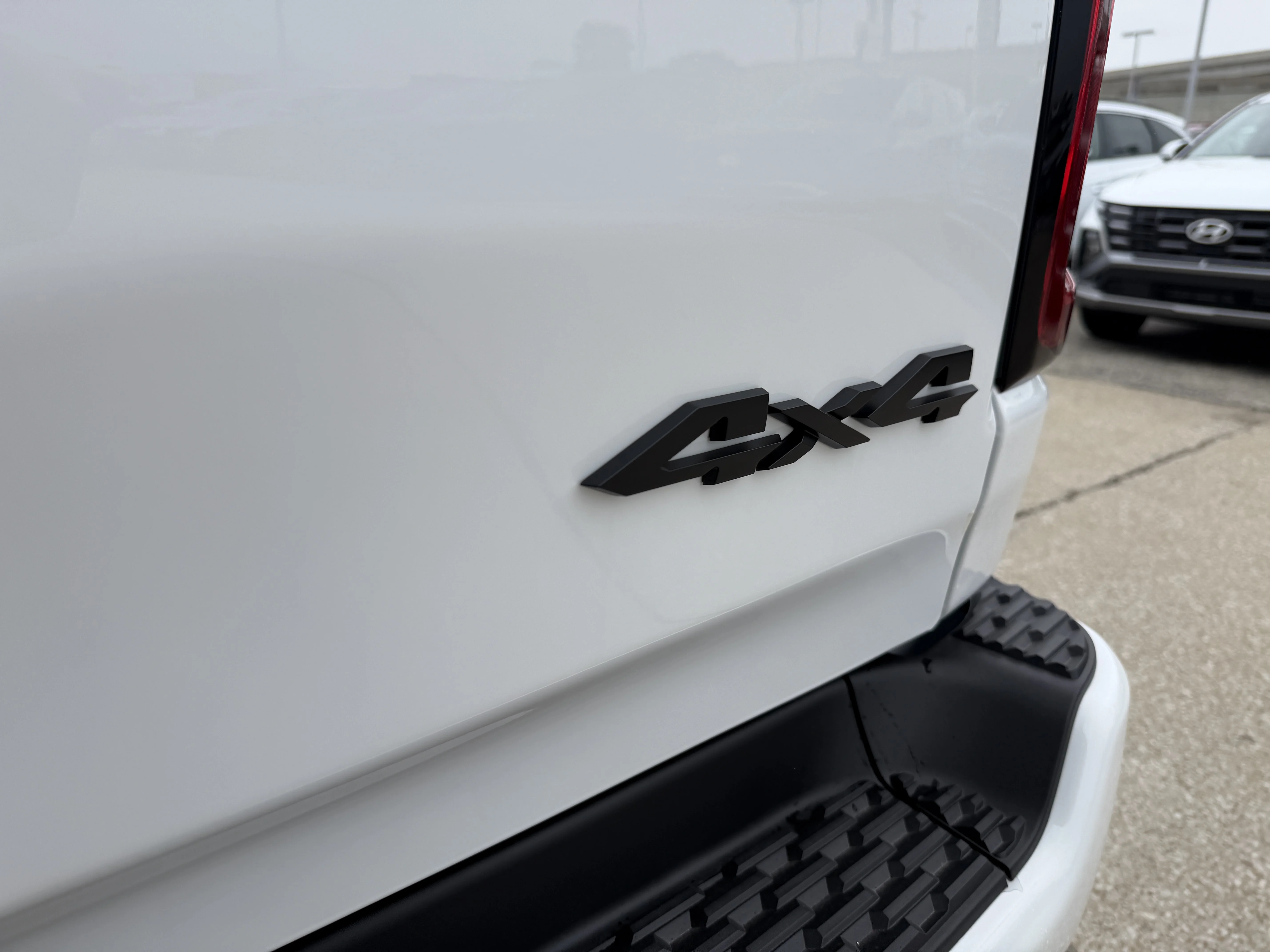 New 2026 Bright White Clear-Coat Exterior Paint RAM Laramie image 10