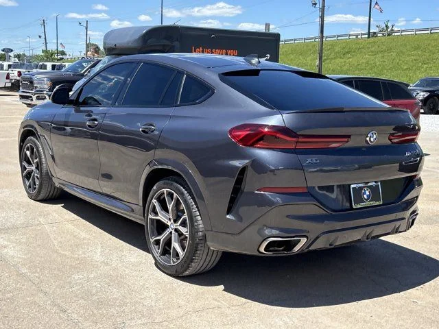 Used 2020 Gray BMW M50i image 9
