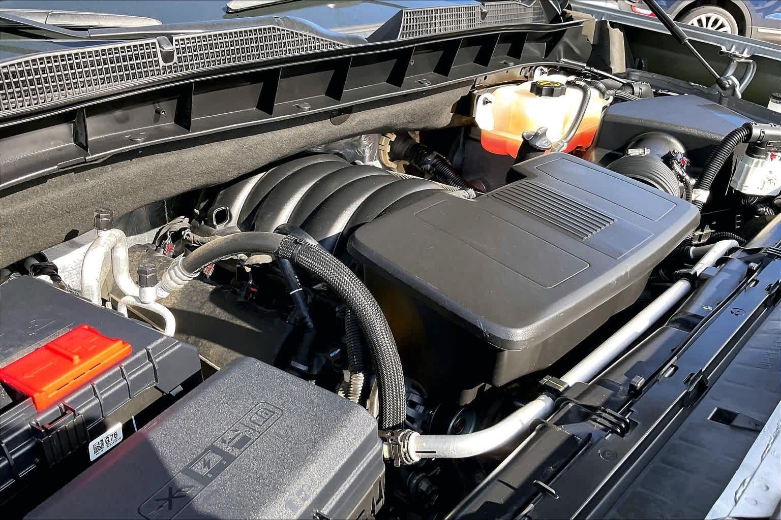 Used 2024 Sterling Metallic GMC Denali image 33