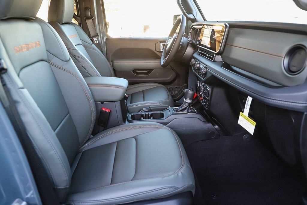 New 2026 Anvil Clearcoat Jeep Mojave X image 17