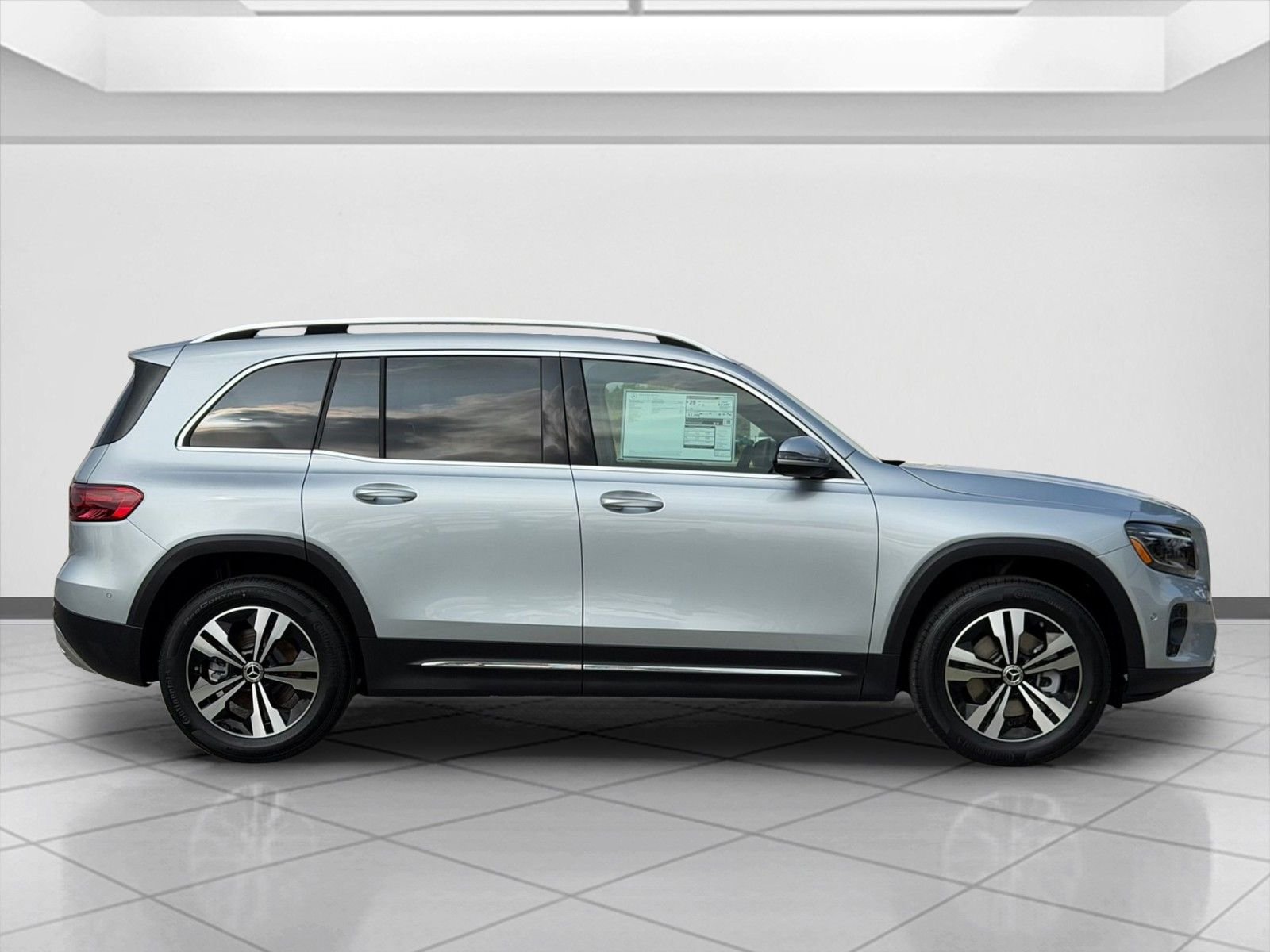 New 2026 Cirrus Silver Metallic Mercedes-Benz GLB 250 image 2