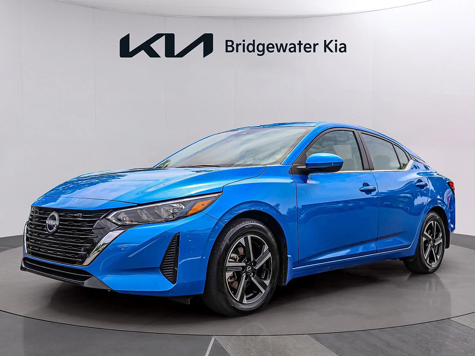 Used 2024 Electric Blue Metallic Nissan SV image 3