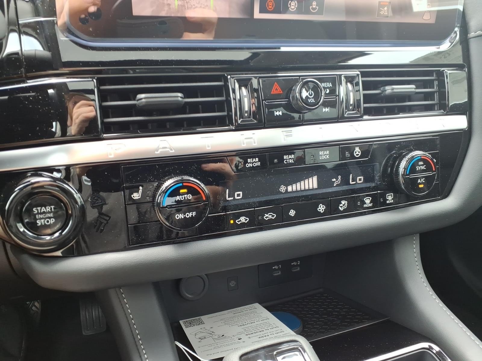 2026 Nissan Pathfinder SL Black at Robbins Nissan