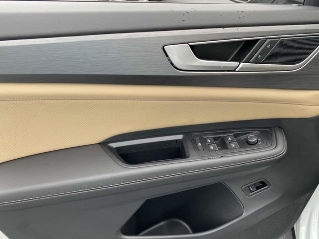 2025 Volkswagen Atlas Cross Sport SE w/Tech - Photo 13