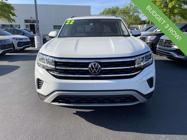Used 2022 White Volkswagen 2.0T SE w/Technology image 2