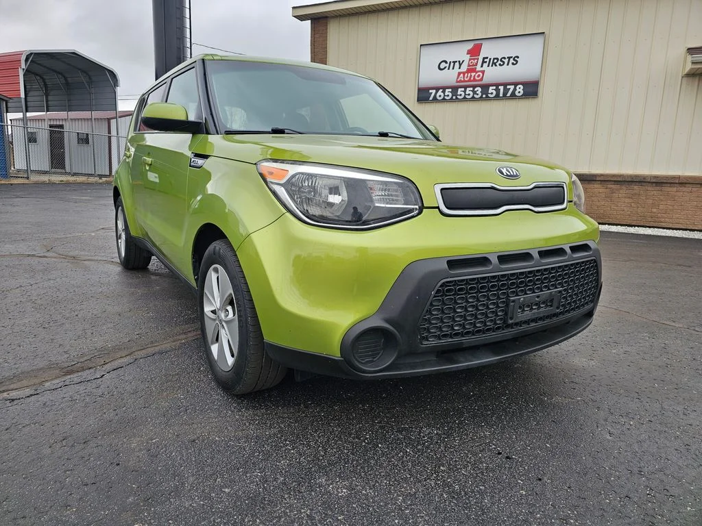 Used 2015 Kia Soul Base with VIN KNDJN2A25F7809978 for sale in Tipton, IN