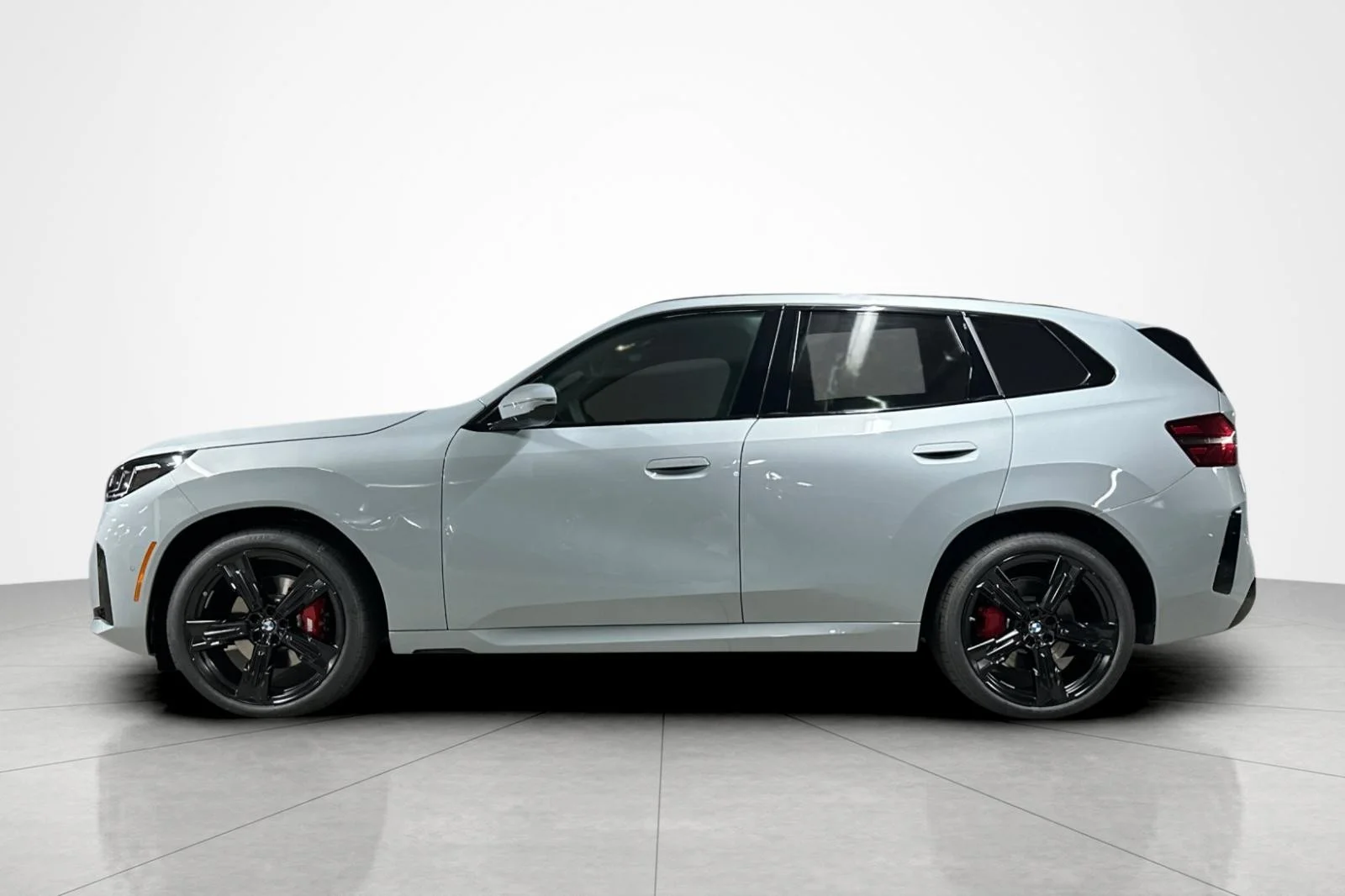 New 2026 Brooklyn Grey Metallic BMW 30 xDrive image 2
