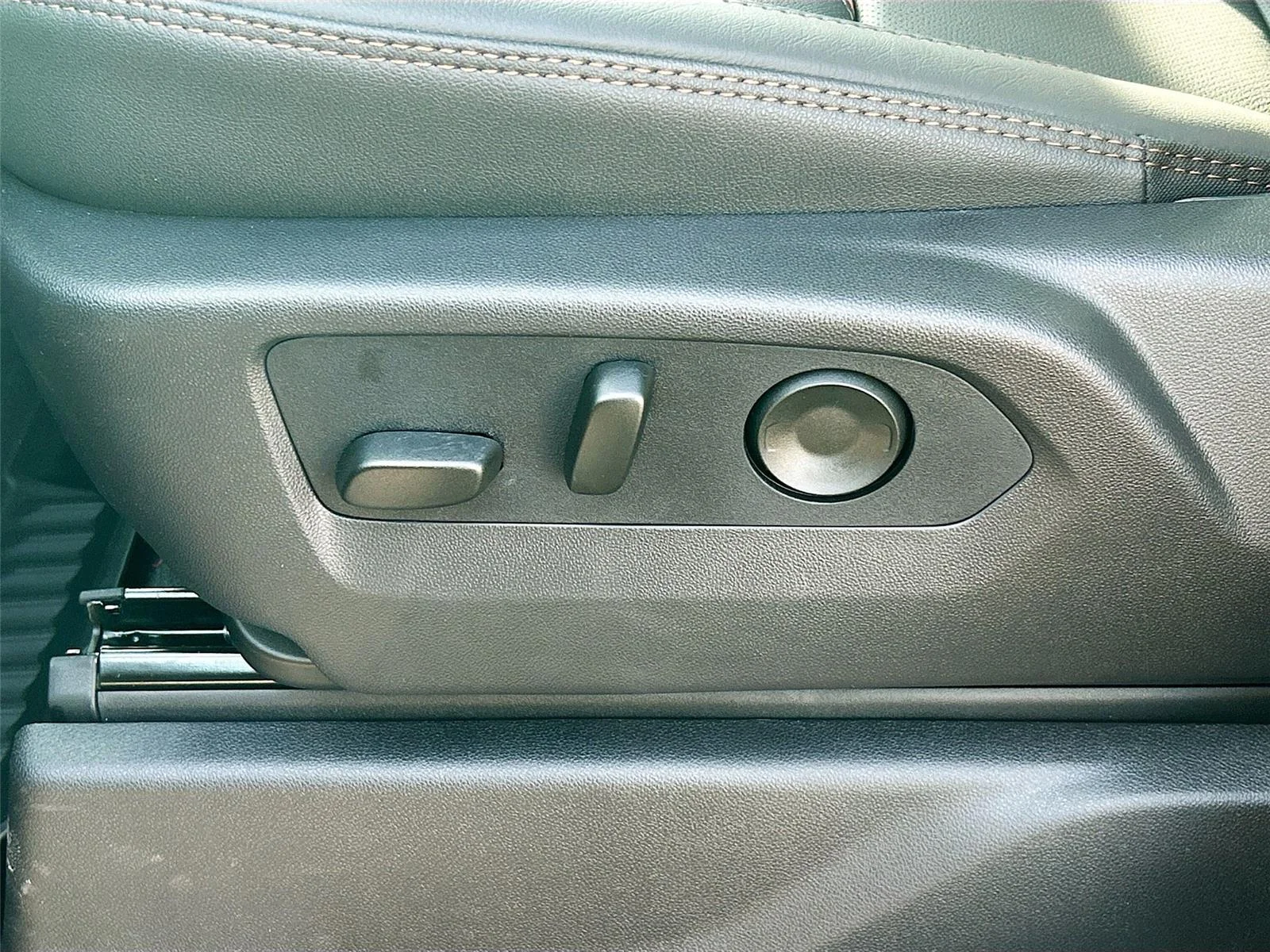 2026 GMC Sierra 1500 AT4 - Photo 23