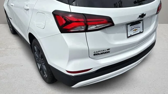 Used 2024 Summit White Chevrolet RS image 36