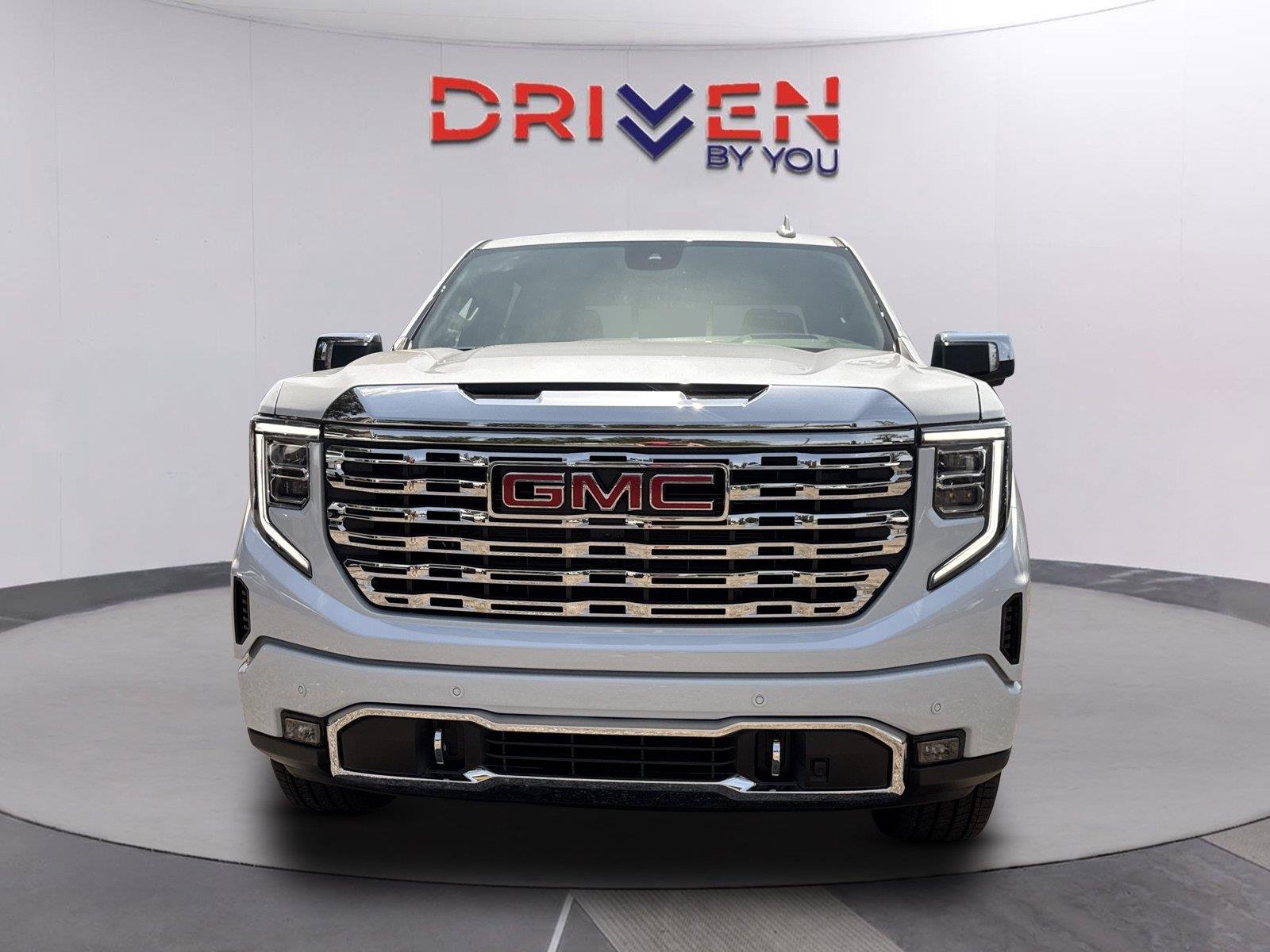 New 2026 Glacier White Tricoat GMC Denali image 9