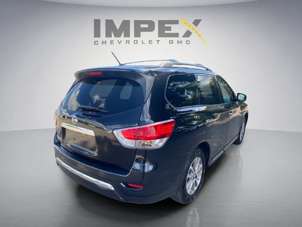 Used 2015 C Black Nissan S image 5