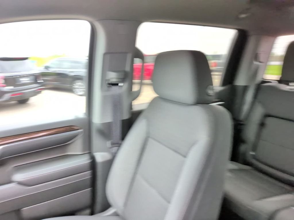 2024 GMC Sierra 1500 Elevation - Photo 25