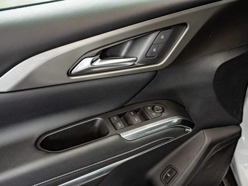 Used 2024 Summit White Chevrolet LS image 17