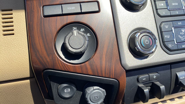 Used 2016 Caribou Metallic Ford Lariat image 20