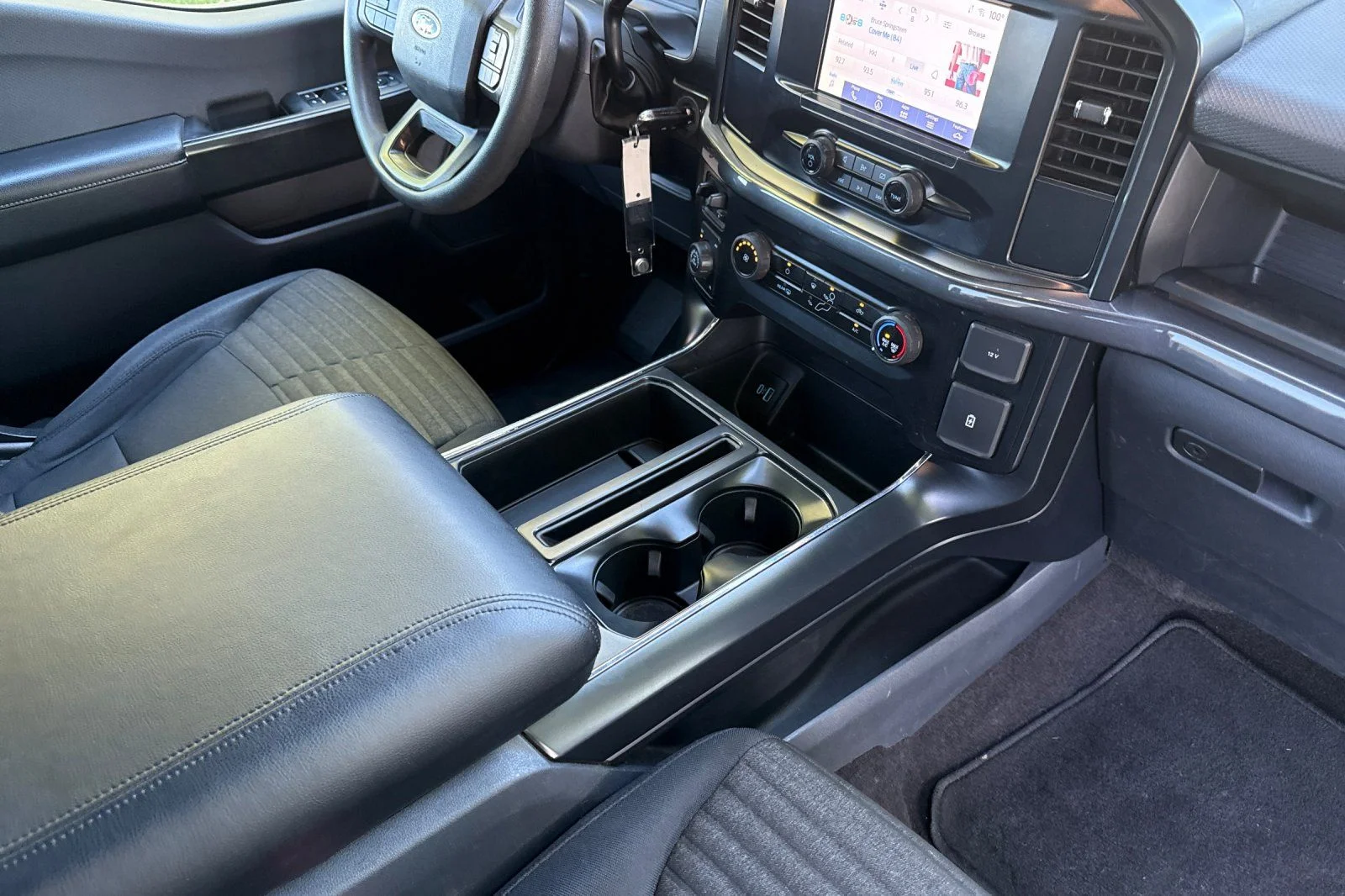 Used 2023 Blue Ford XL image 12