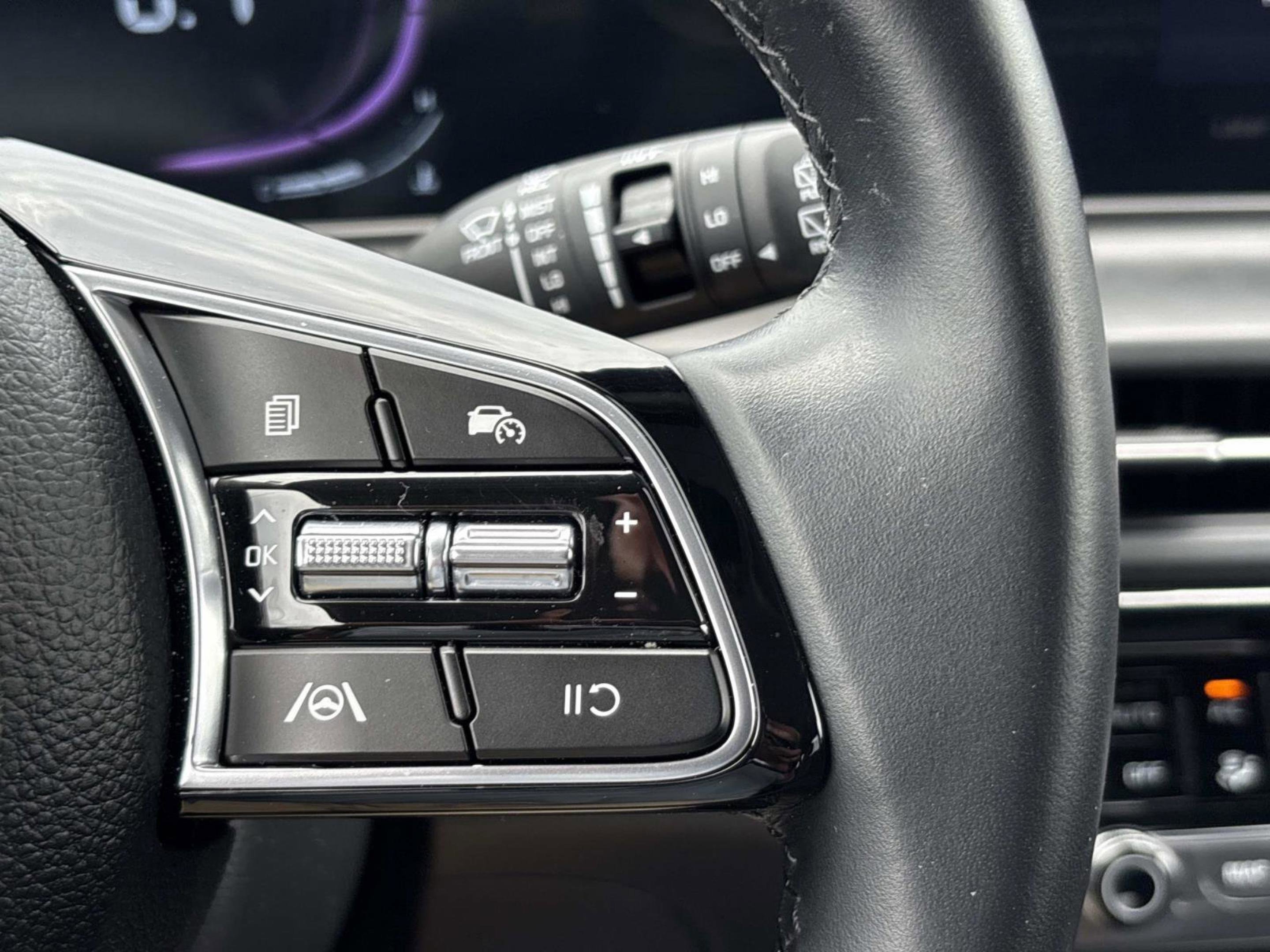 2025 Kia Seltos S - Photo 23