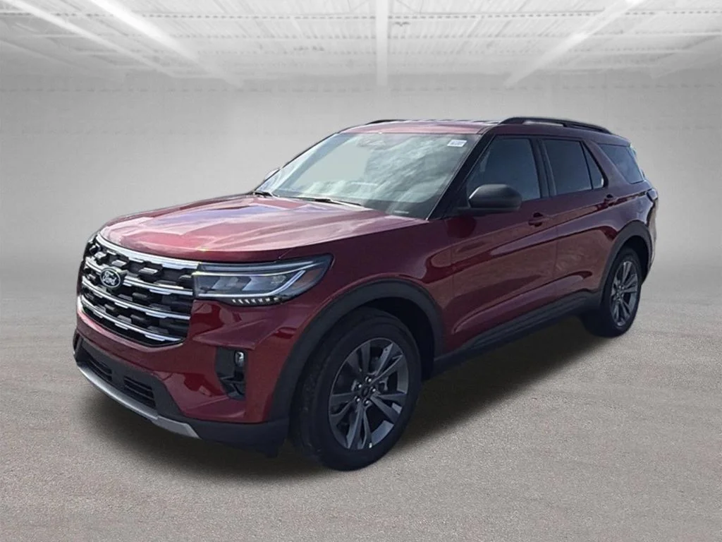 New 2027 Ruby Red Metallic Tinted Clearcoat Ford Active image 3