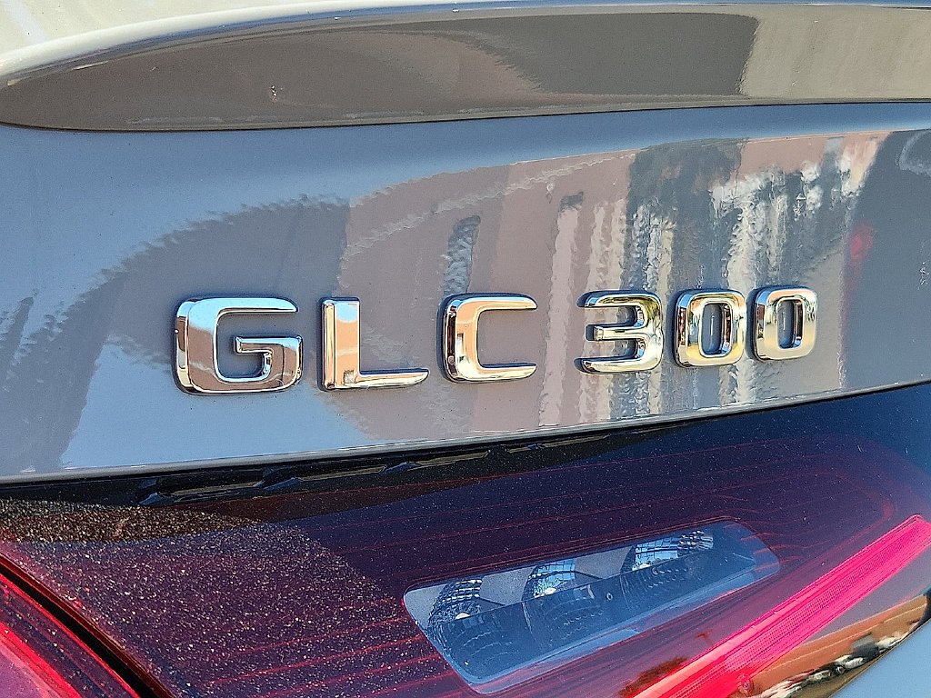 New 2027 MANUFAKTUR Alpine Grey Mercedes-Benz GLC 300 Coupe image 6