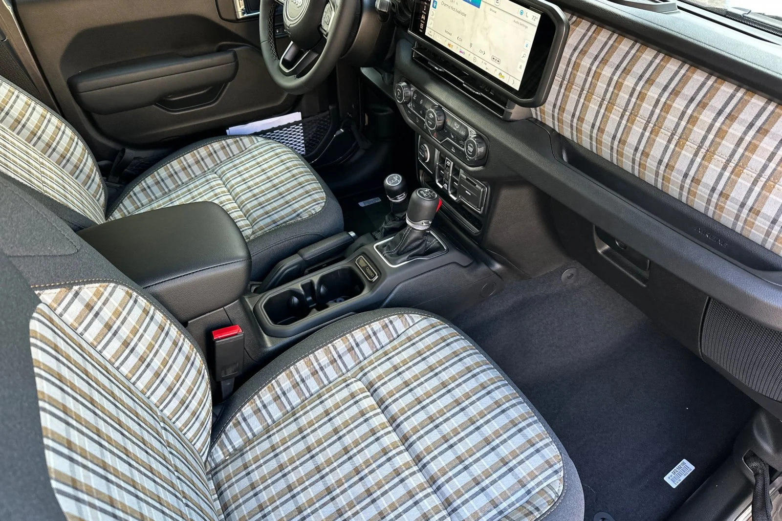 New 2026 Granite Crystal Metallic Clear-Coat Exterior Paint Jeep 85th Anniversary Edition image 14