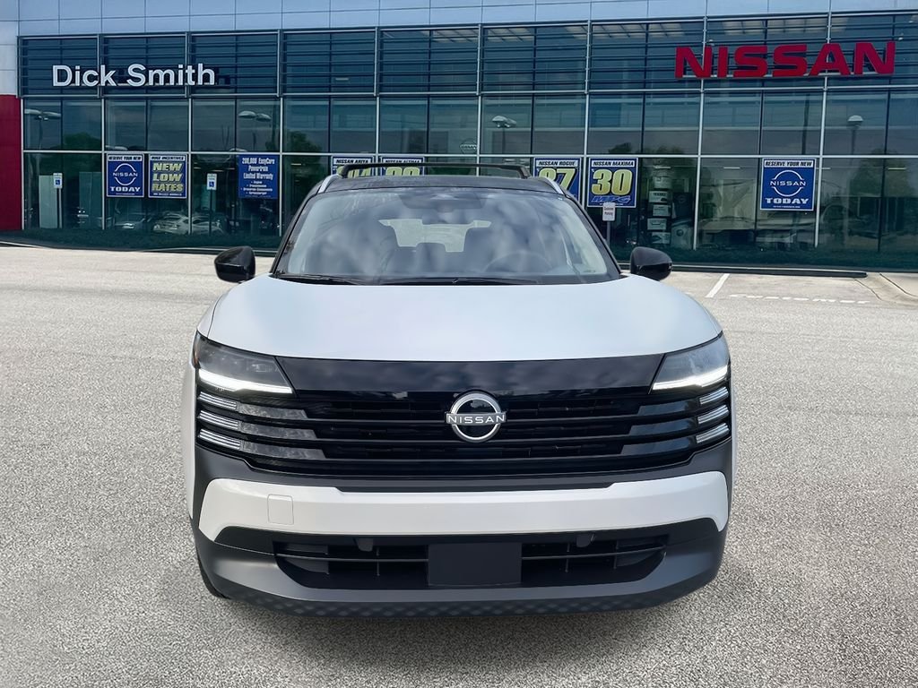 New 2026 Aspen White TriCoat / Super Black Two-tone Nissan SV image 2