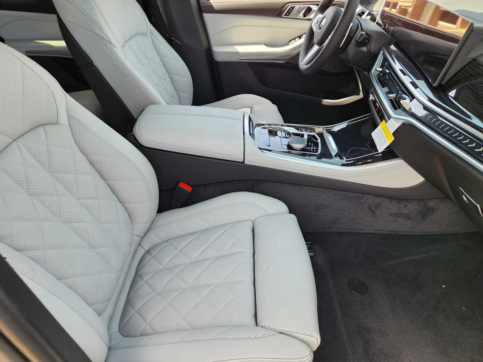 Used 2026 Brooklyn Grey Metallic BMW xDrive40i image 5