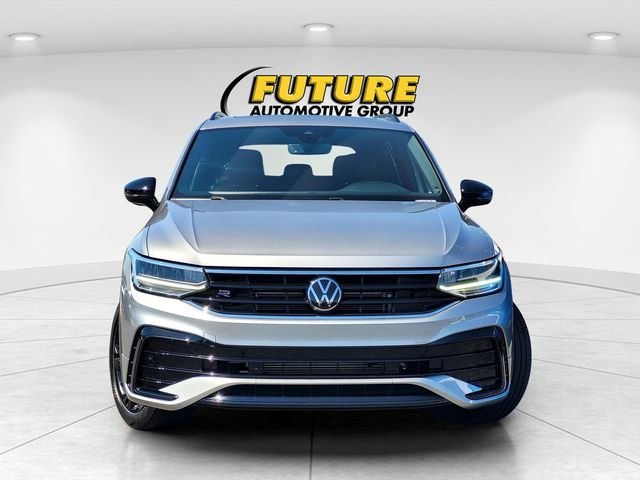 Used 2023 Silver Volkswagen 2.0T SE R-Line Black image 2