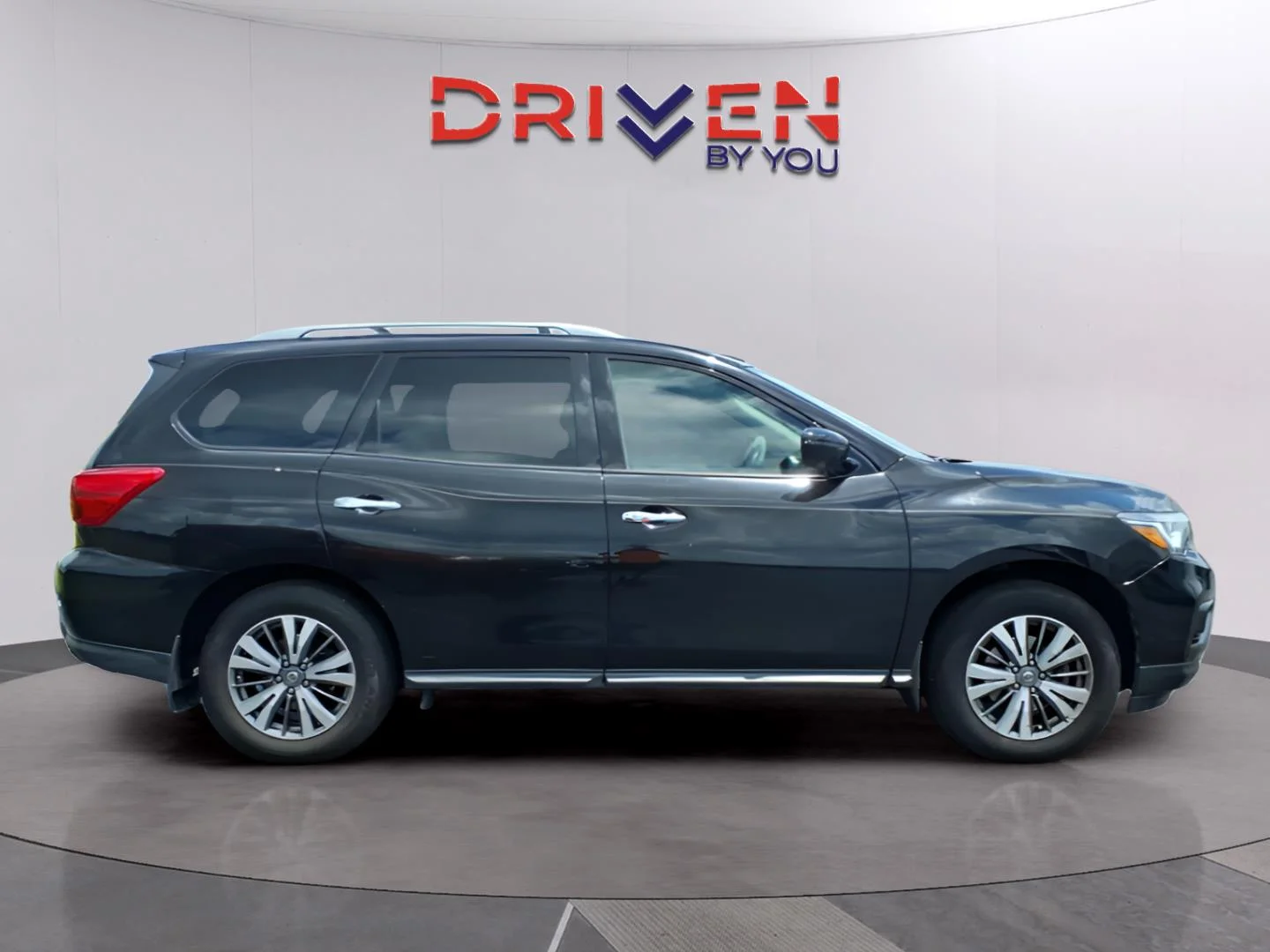 Used 2020 Magnetic Black Pearl Nissan SL image 6