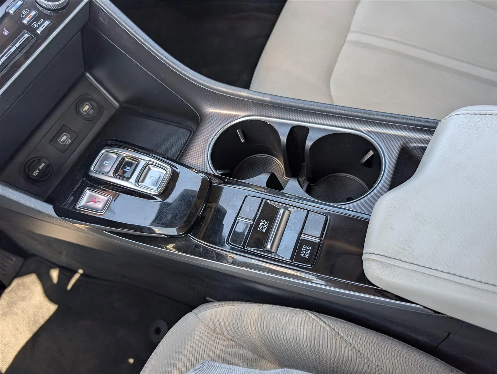 Used 2023 Curated Silver Hyundai SEL image 52