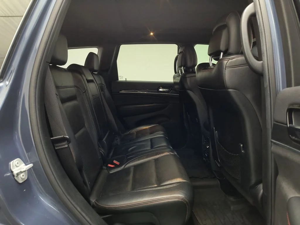 Used 2020 Slate Blue Pearlcoat Jeep Trailhawk image 30