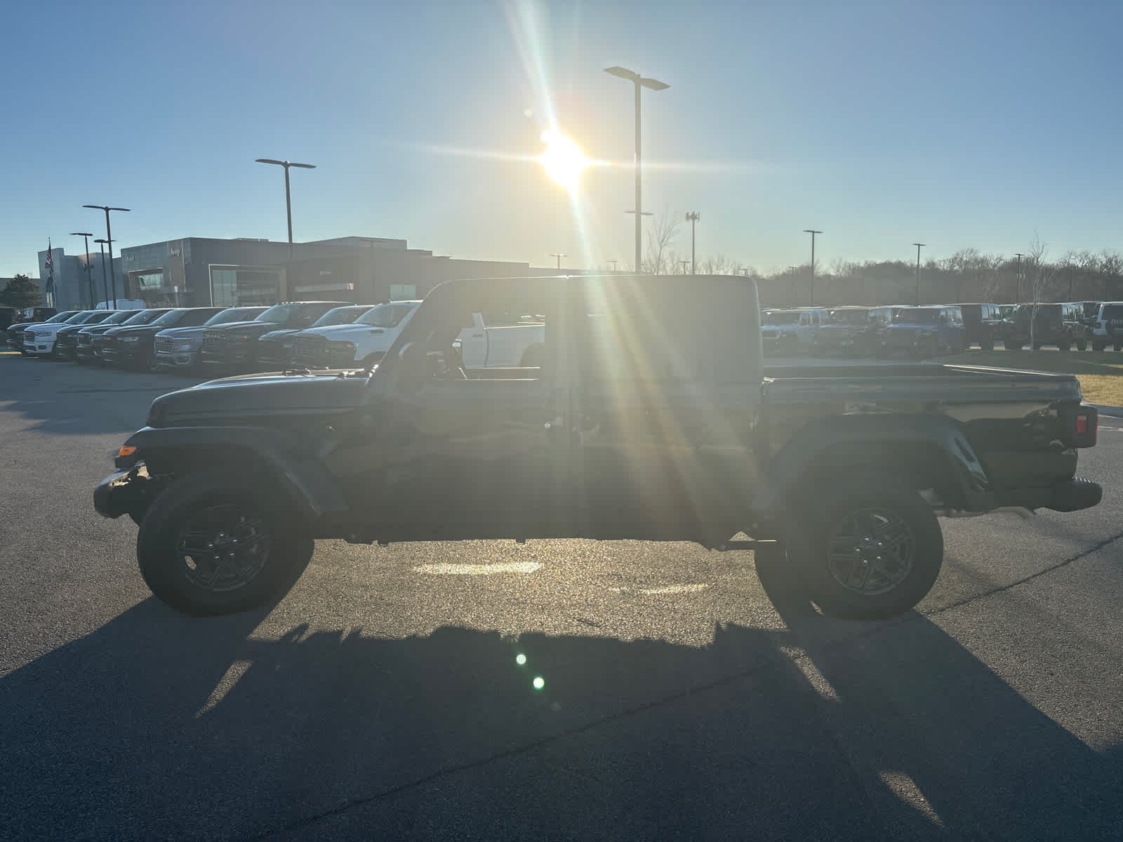 2025 Jeep Gladiator Sport S - Photo 5