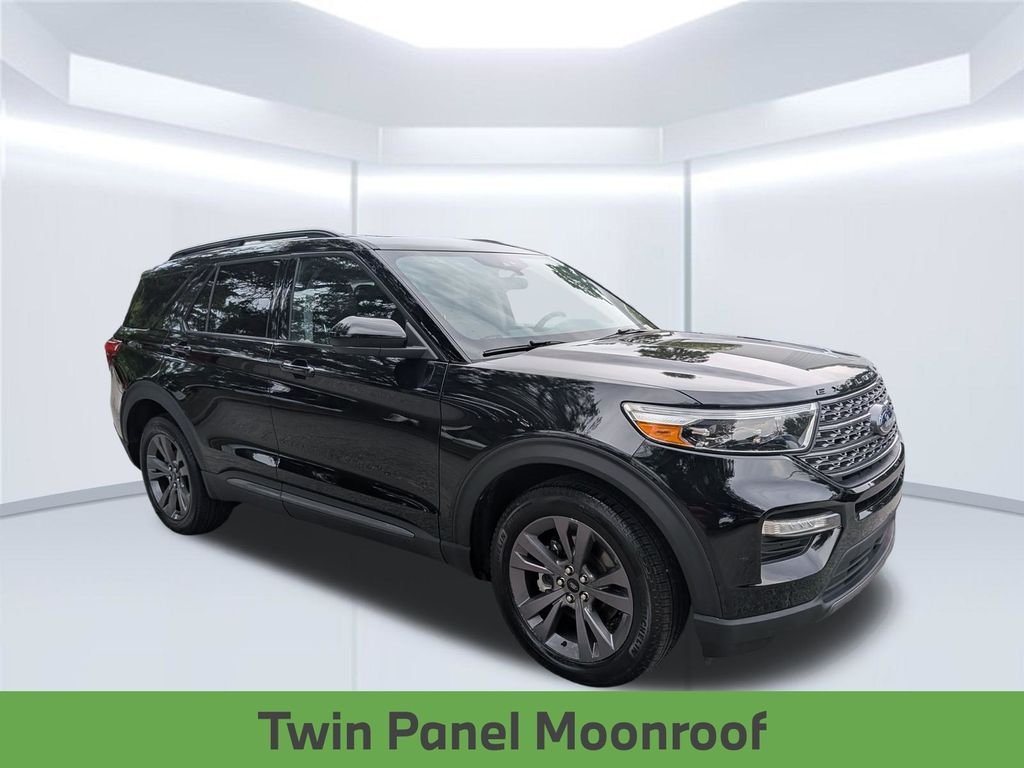 Used 2023 Black Metallic Ford XLT image 9