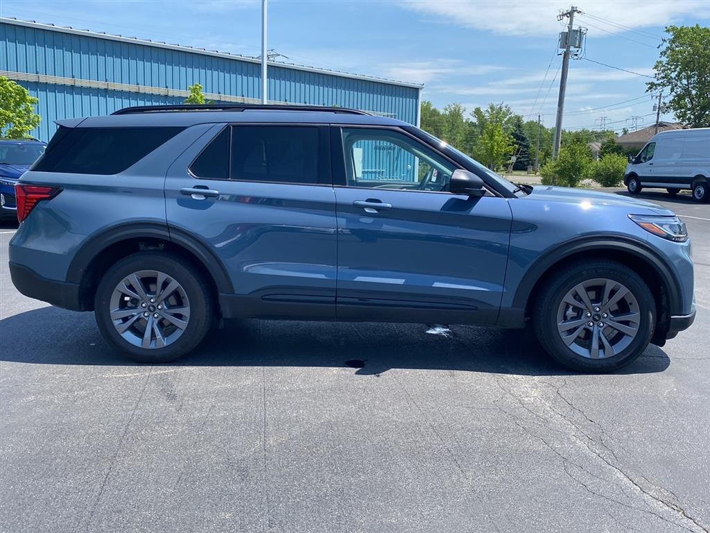 Used 2026 Vapor Blue Ford Active w/200A Pkg image 12