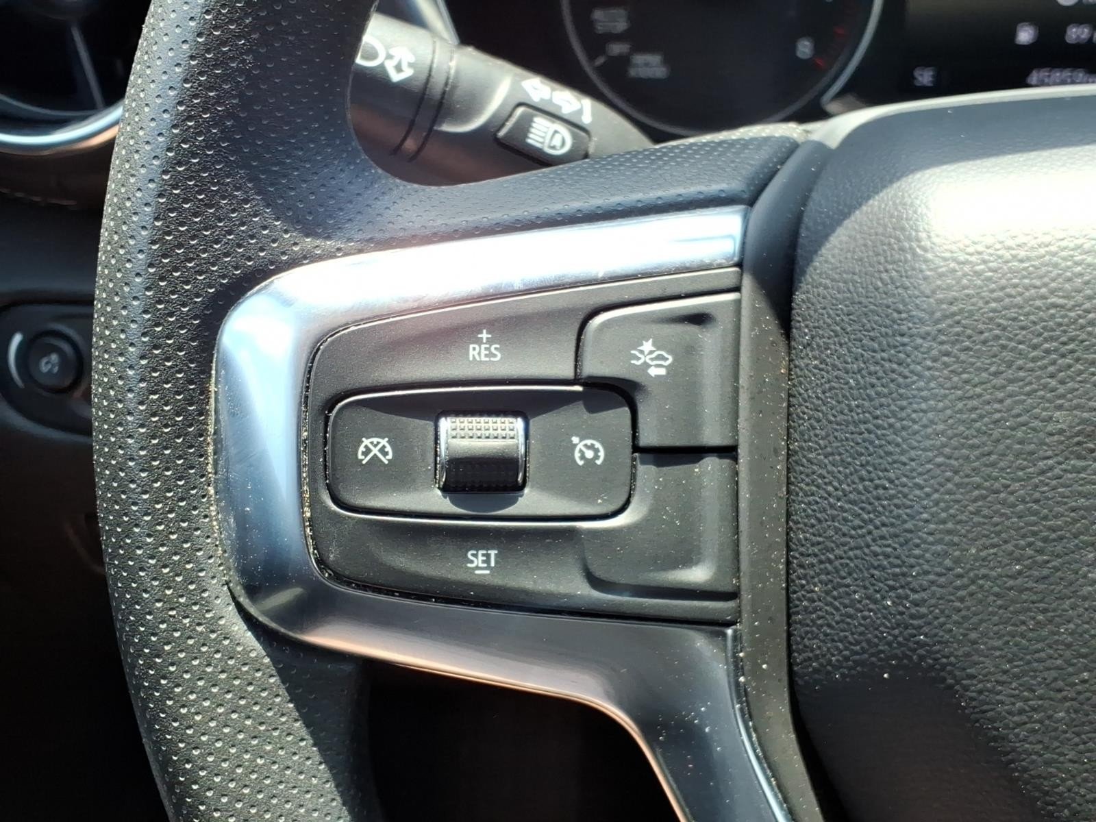 Used 2025 Black Chevrolet LT image 19