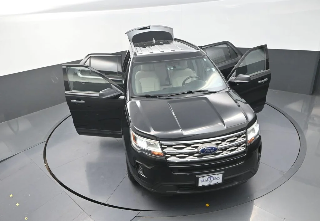 Used 2018 Black Ford Base image 32