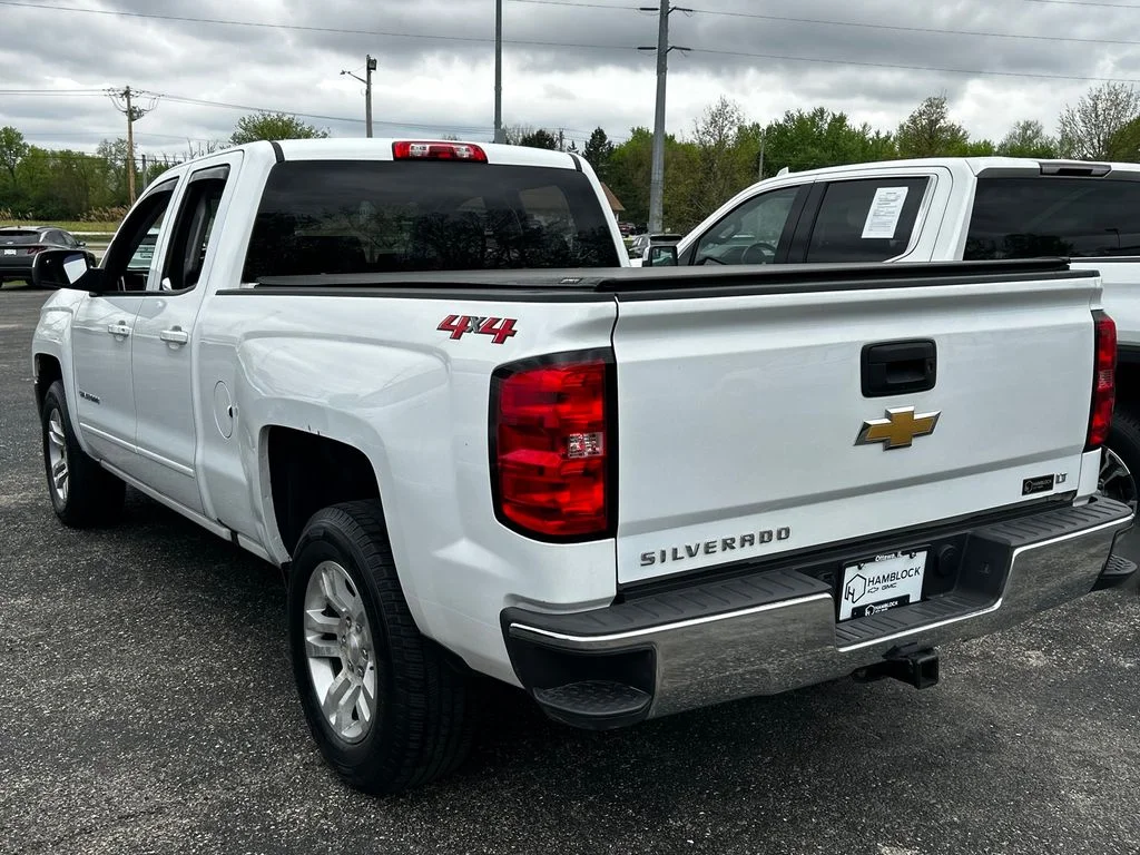 Used 2018 White Chevrolet LT image 4