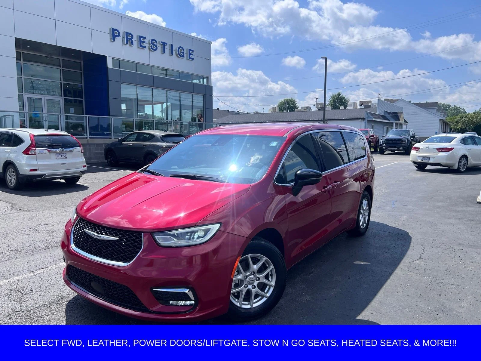 Used 2025 Red Chrysler Select image 1